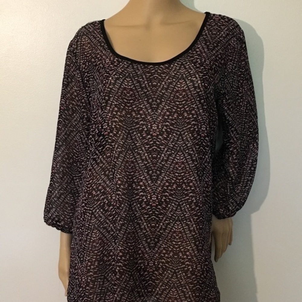 Maurices Size L Women's 3/4 Sleeve Top blouse